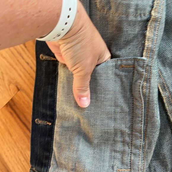 GAP Classic Denim Jacket, Size Medium - Picture 7 of 8